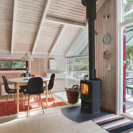 Snari - 400m From The Sea In Ne Jutland By Interhome