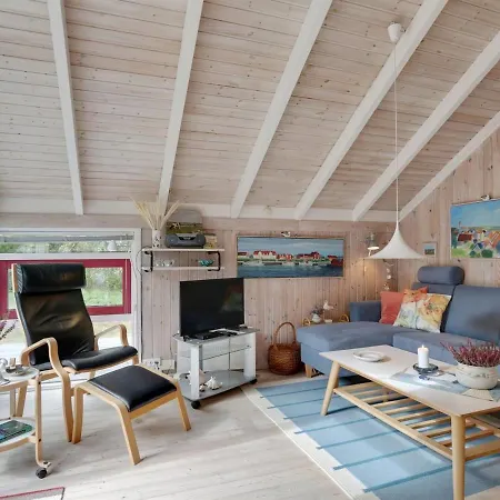 Holiday home Snari - 400m From The Sea In Ne Jutland By Interhome *
