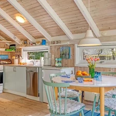 Snari - 400m From The Sea By Interhome Ferienhaus *